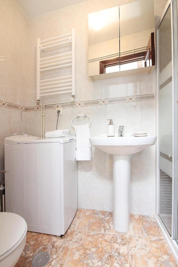 Charming Gran Vía IV Apartment Madrid Ngoại thất bức ảnh